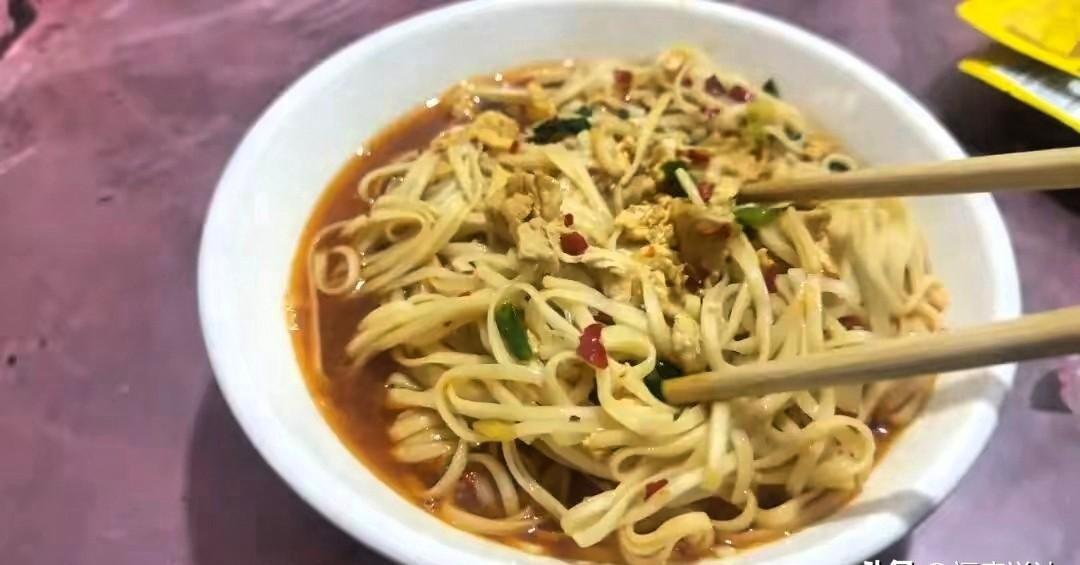 “太暖了！”安徽滁州，男子兼职网约车司机，突然接到一近800公里的大单，送一大哥