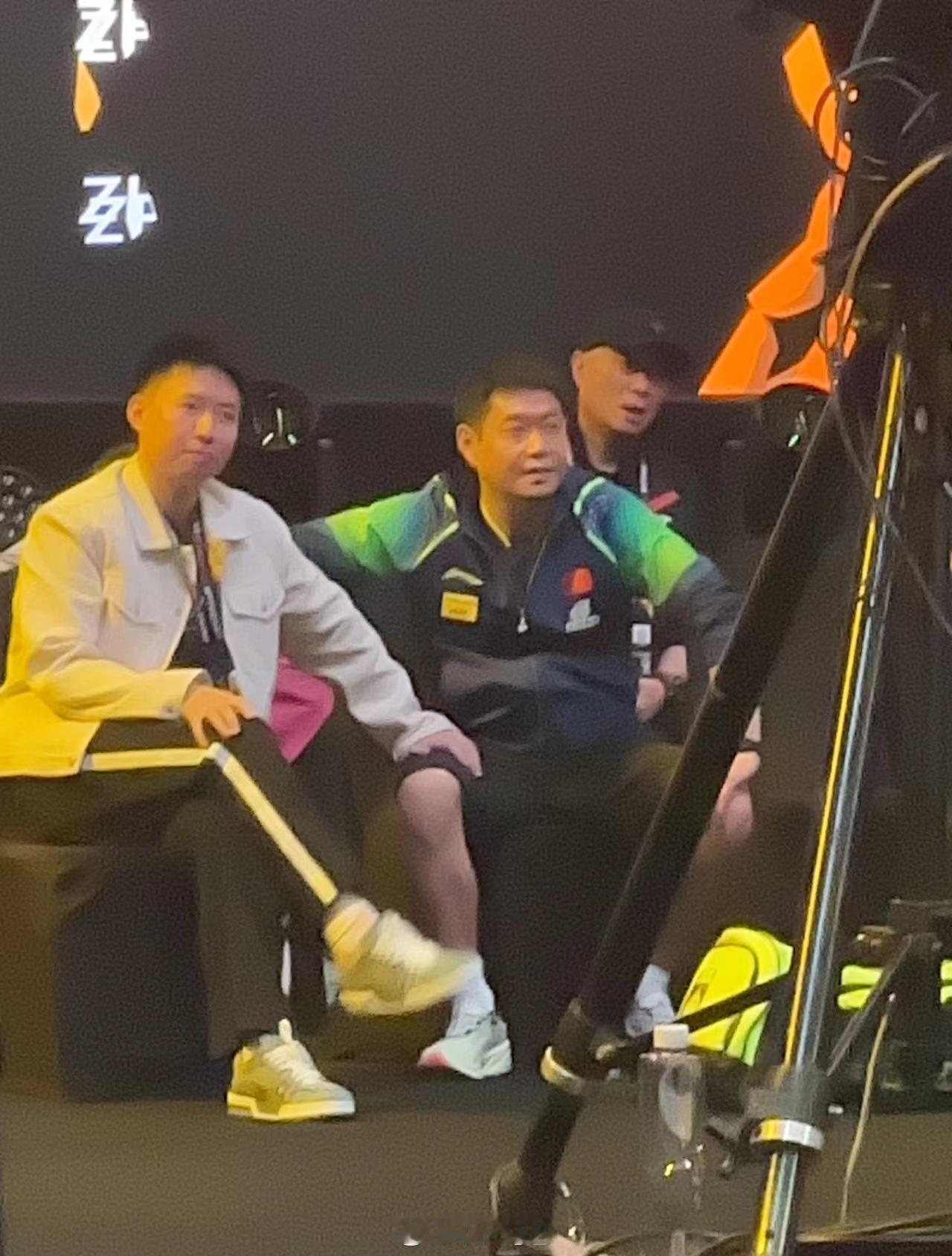 Fb这手，真会搭哈哈哈哈哈 ​​​