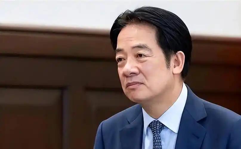 [月亮]大势已去？深绿政党公开服软，愿回归中国，却荒唐要求“台湾人治台”，到底是