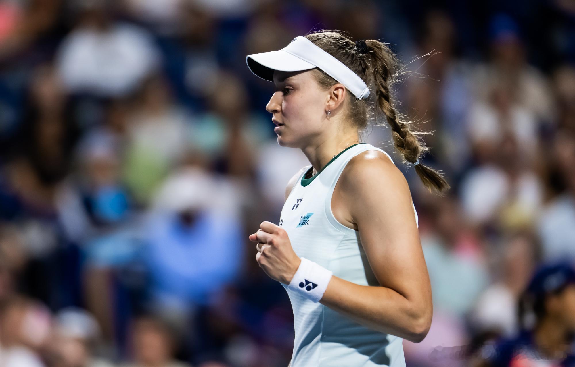 莱巴金娜逆转晋级多伦多决赛💥WTA1000多伦多站半决赛，2号种子莱巴金娜以5
