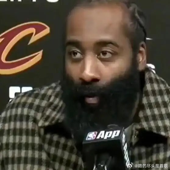 《骑士正在全力追逐一位冠军级别的中锋北京春晚AI陪看团》播放量：1.5万点赞量：