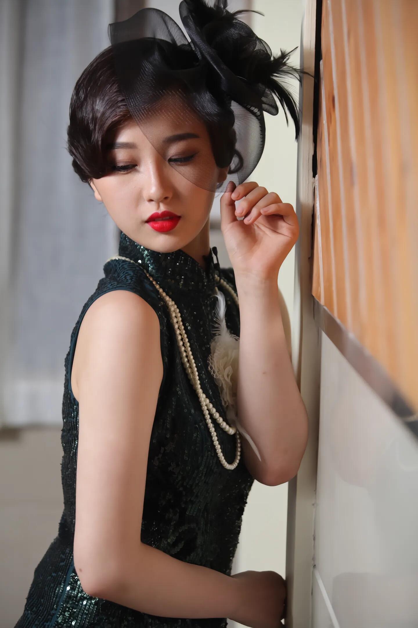 虞书欣妆容太浓了 