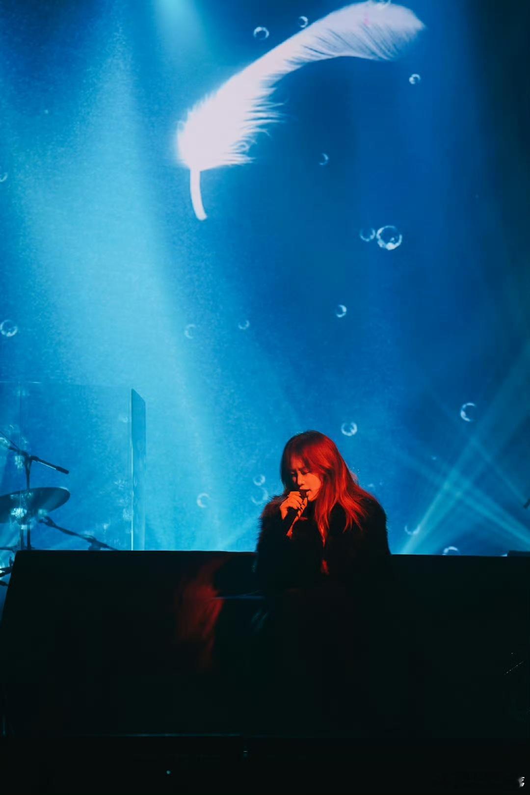 陈婧霏演唱会 春夏邵艺辉 连续两天的陈婧霏北京巡演让我感受到完全不同的震撼！第一