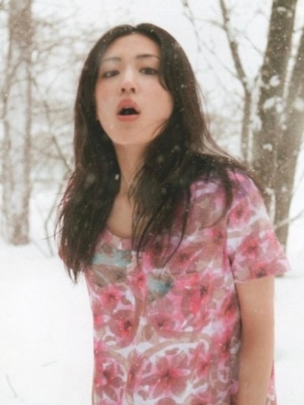 2012年，摄影师ND CHOW镜头下的绫濑遥。 