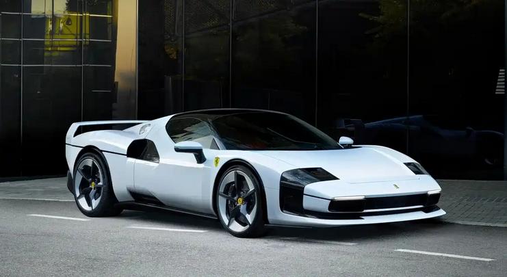 日前，法拉利特别项目（Special Projects）部门正式发布全新One-