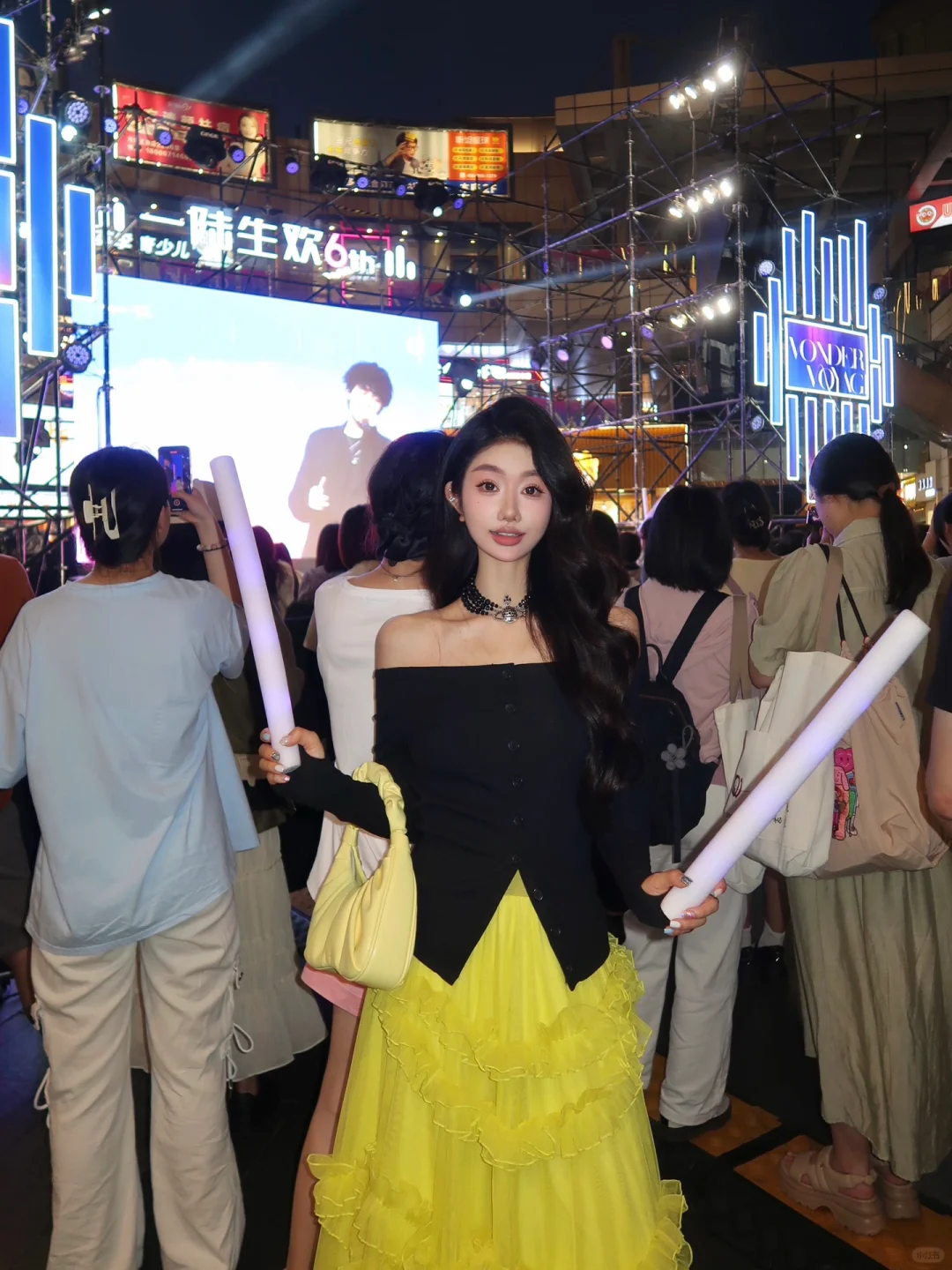 来听歌咯🎵