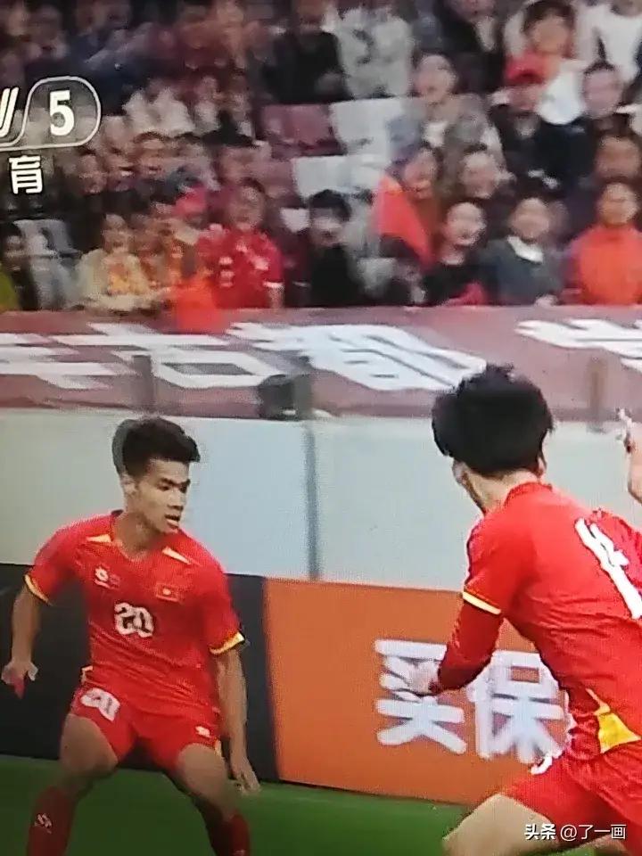 0:1输给“神秘之师”后，全网骂上热搜——我却说：这场败仗，比揭幕战赢球更能让国