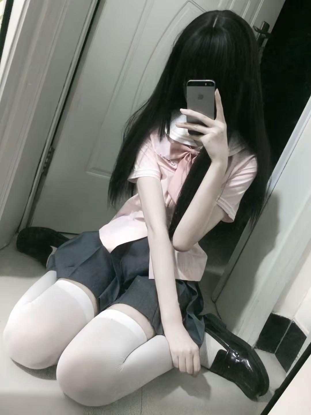 我很需要陪伴 特别需要 我总想要你把所有的时间都给我 是不是太为难你了jkint