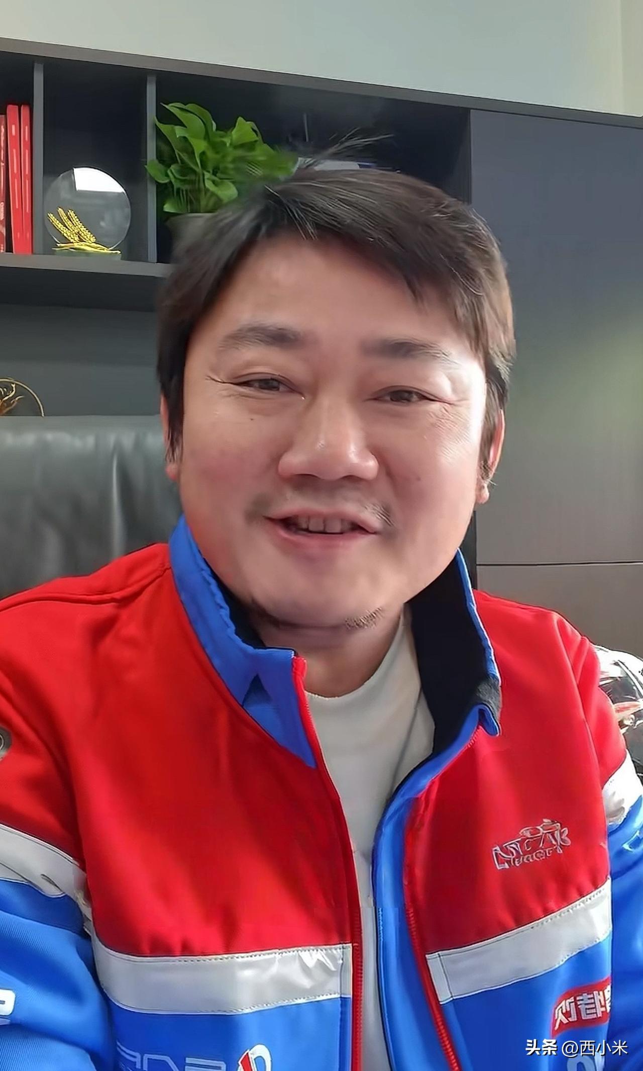 这下好了，

不止陈光标，全国人都知道了

张雪获得千万劳斯莱斯，变现买房买车，