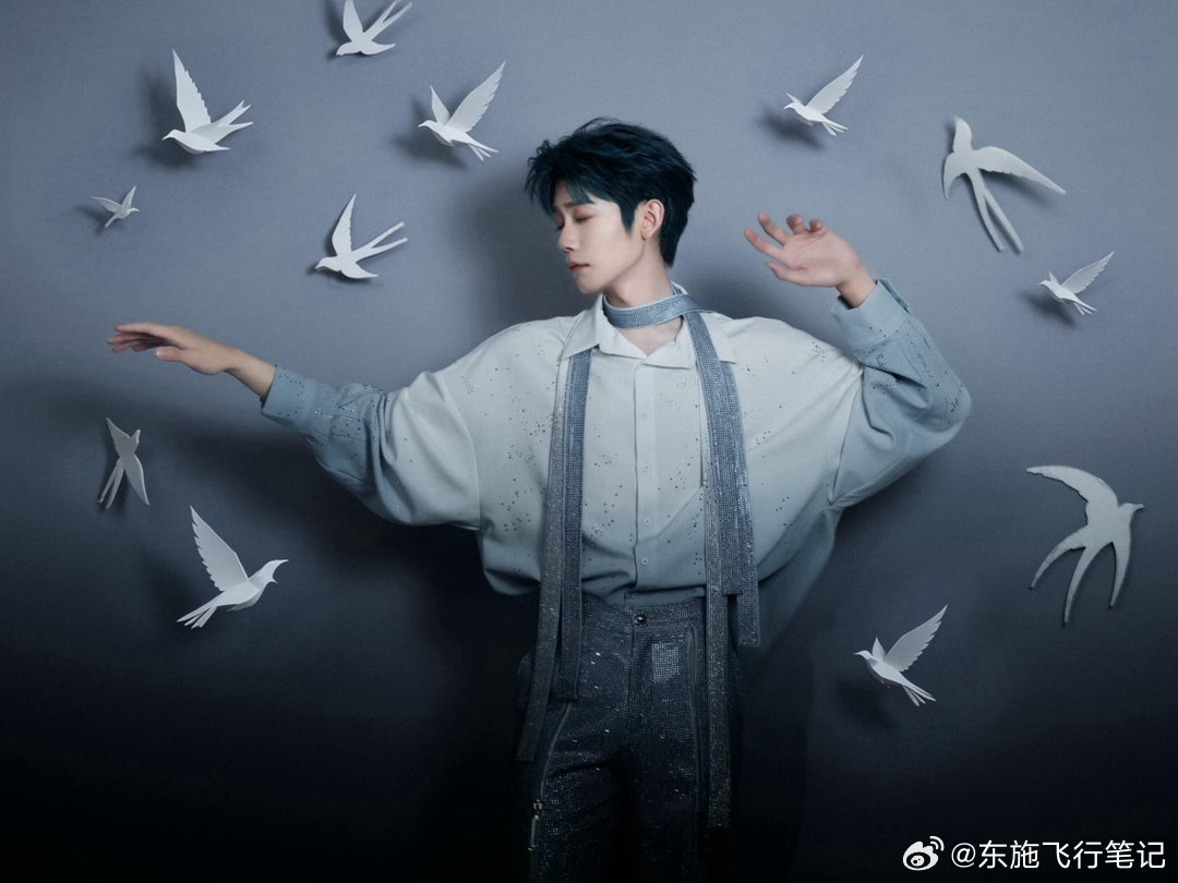 李卿爱豆妆造、李卿贵阳音乐节爱豆妆造李卿亮相贵阳音乐节，爱豆妆造成功出圈，颜值状