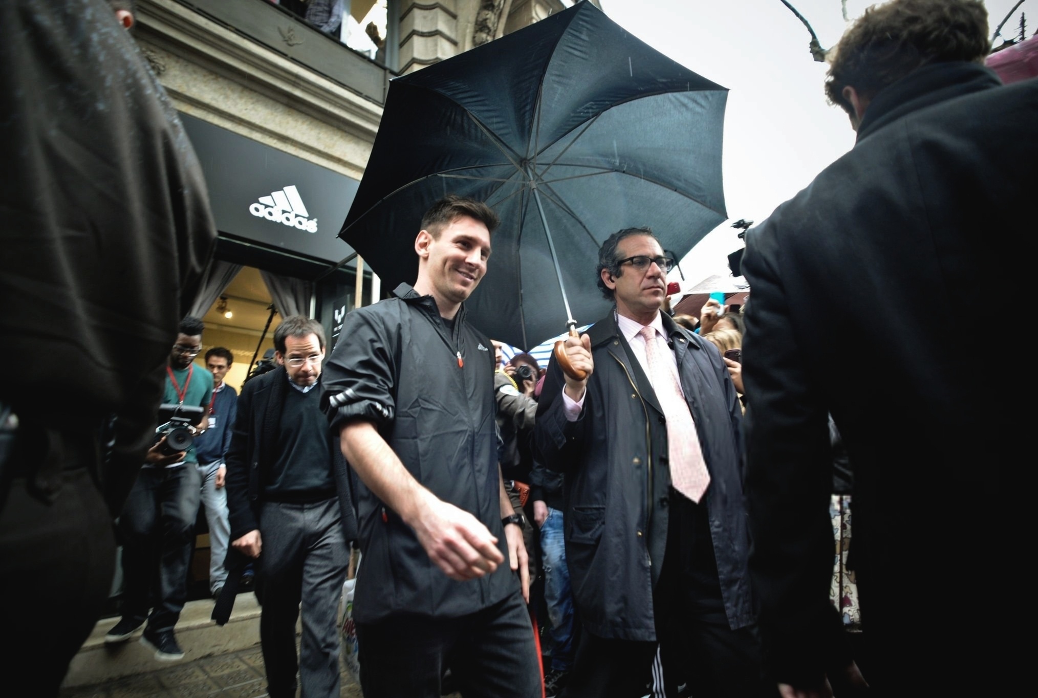 20130306｜西班牙巴塞罗那——莱昂内尔·梅西在参观位于巴塞罗那的全新 ad