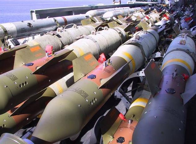 美论坛：若美国突然向中国发射200枚核弹，中国有能力进行拦截吗？中国拦不拦得住美