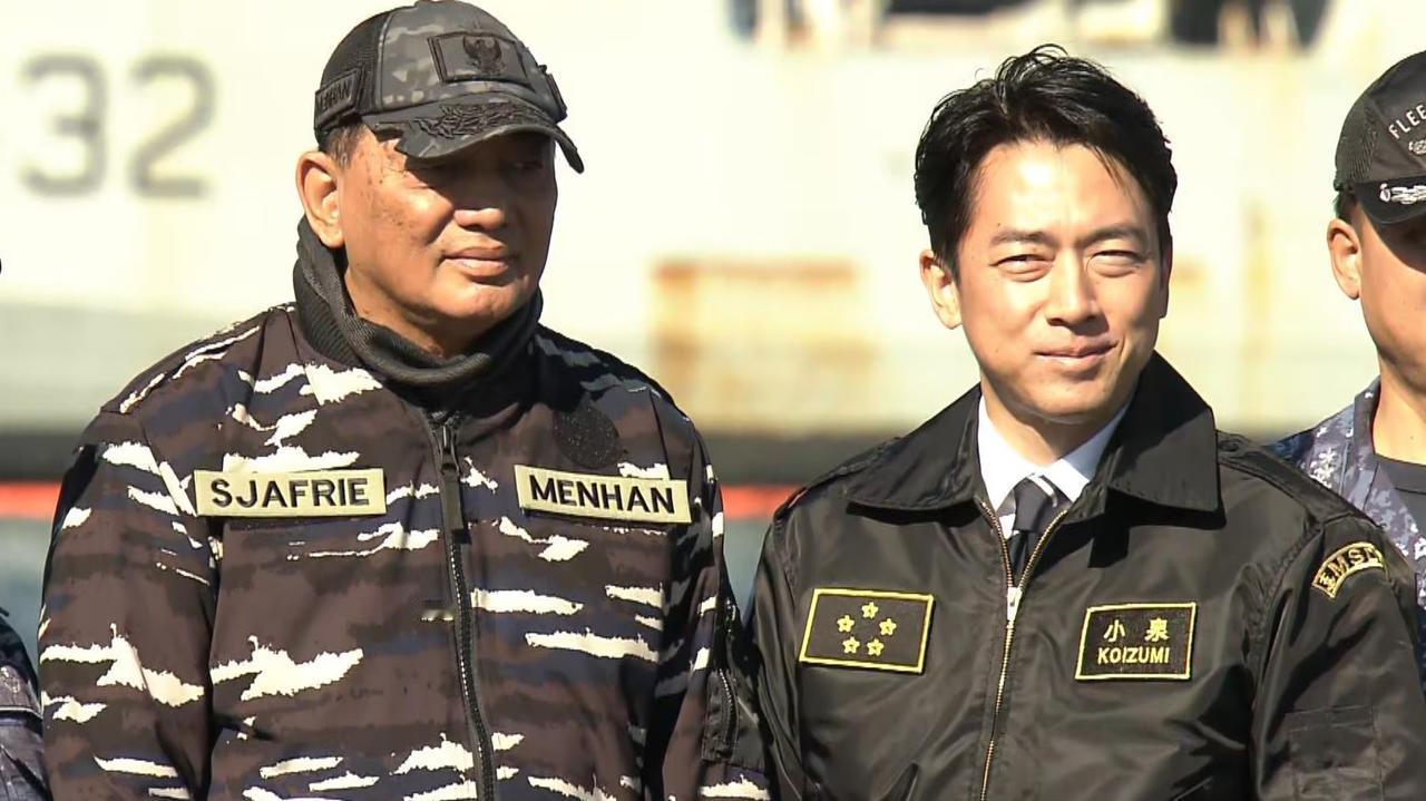 日本预计将向印尼出售潜艇，明目张胆得宣称是为了战略‘围堵中国’。日本防卫大臣小泉