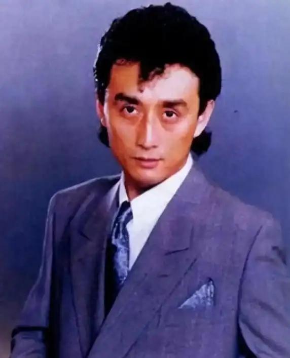 他3登春晚，一手开创霹雳舞时代，1996年却因听“神医”建议，8个月后命丧黄泉。