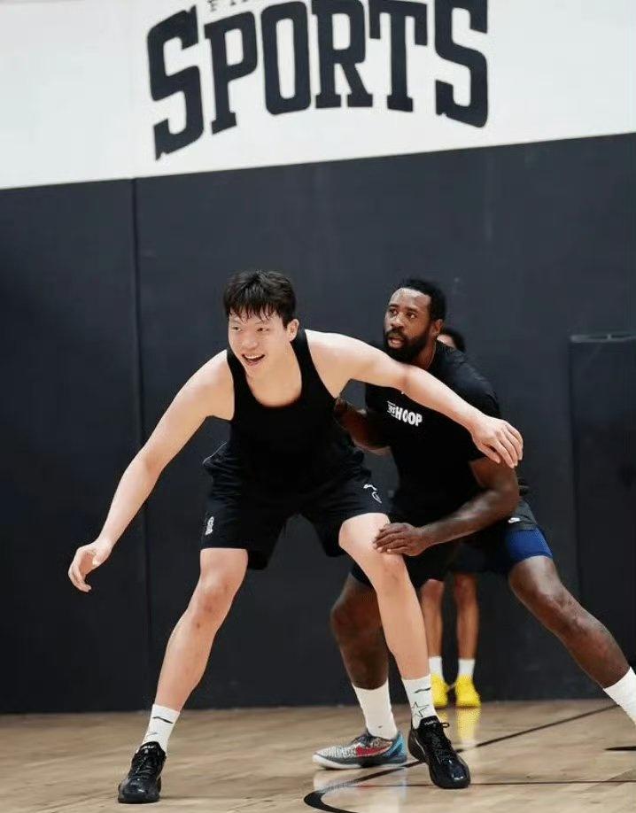 训练师Chris Johnson更新ins，晒出部分NBA球员的训练照，杨瀚森、