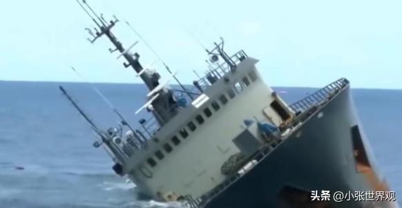 1993年，中国科考船遭“银角号”暴力撞击，拦腰折断沉入大海，船内的107名科考