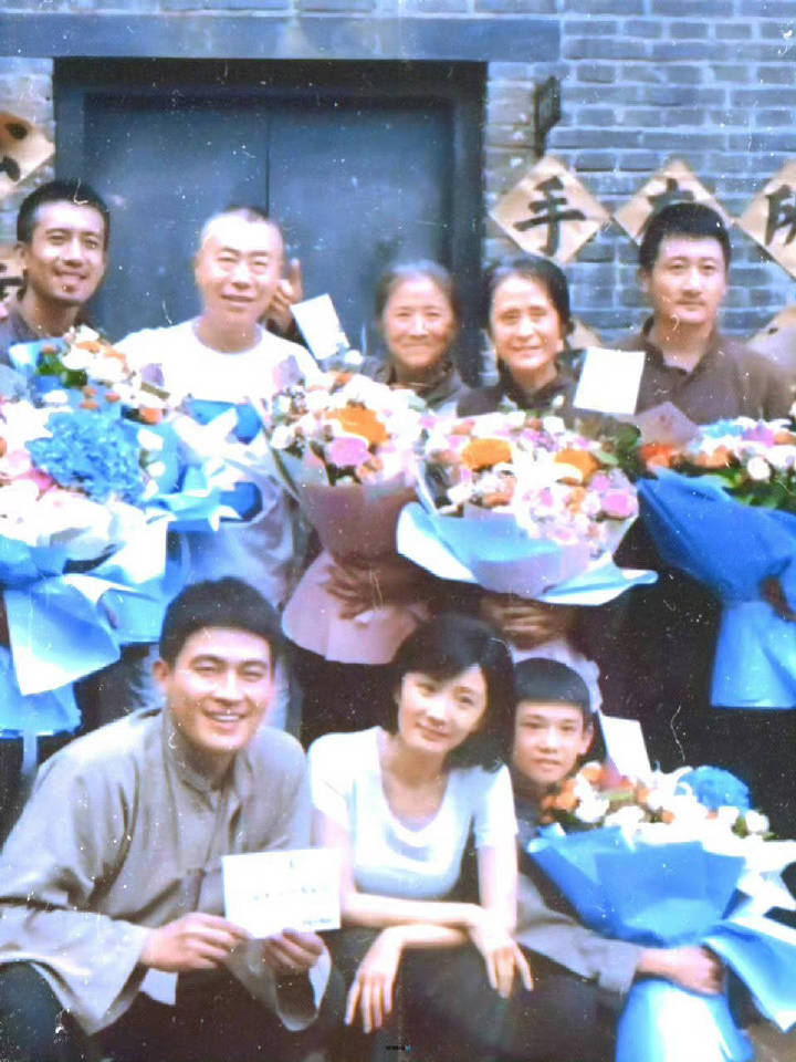 实力派女王，农田里种的不是庄稼是心动啊家人们！预告眼神拉丝我人没了～  杨幂欧豪