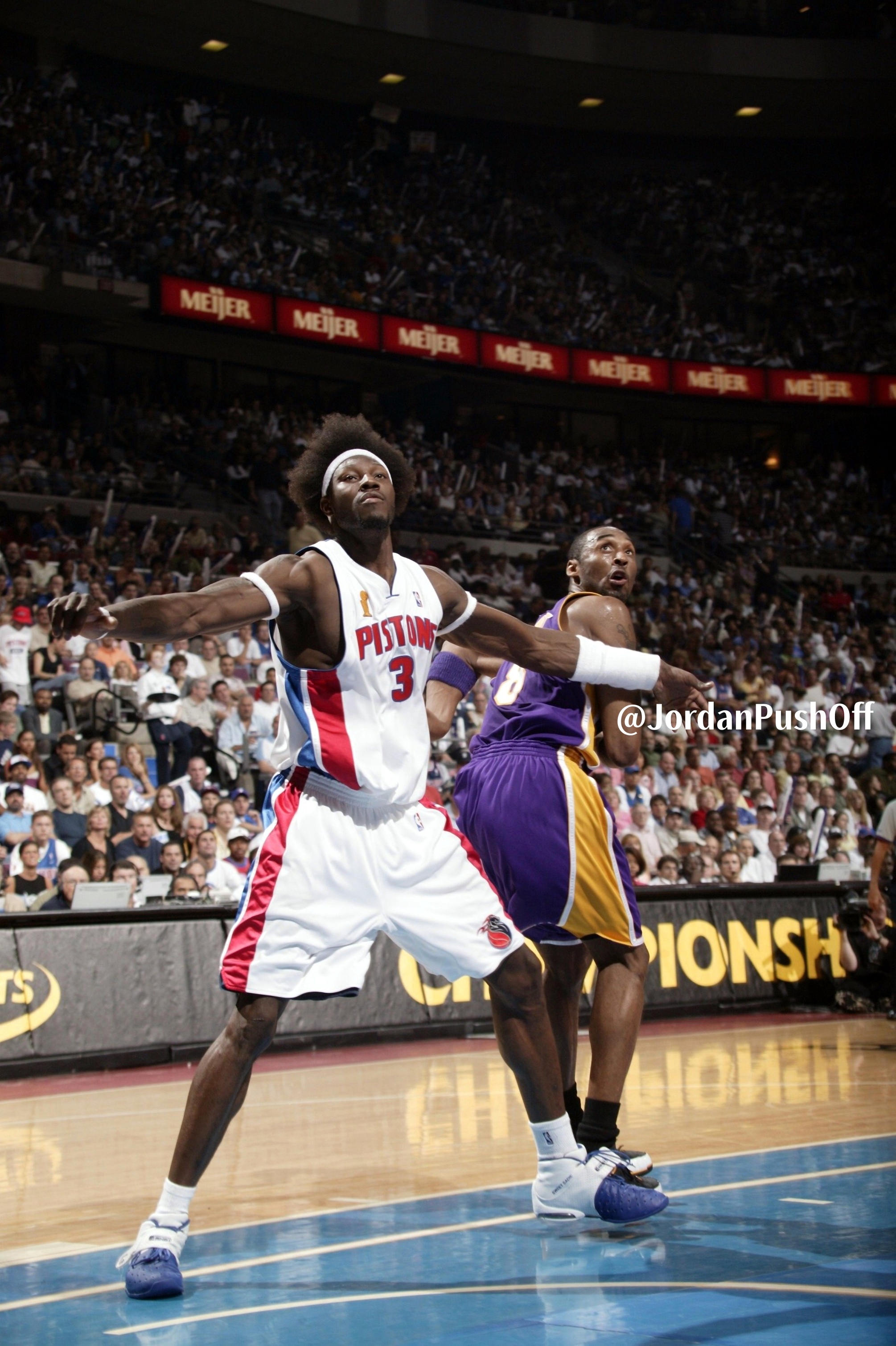 Ben Wallace & kobe bryant 2004nba科比本华莱士