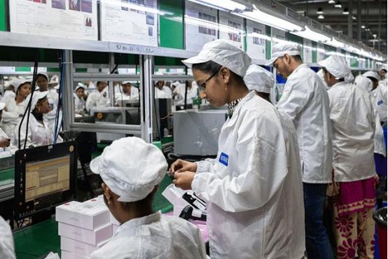 吹牛吹上天结果底裤被扒光！莫迪刚夸完印度代工多牛，塔塔就把苹果iPhone 18