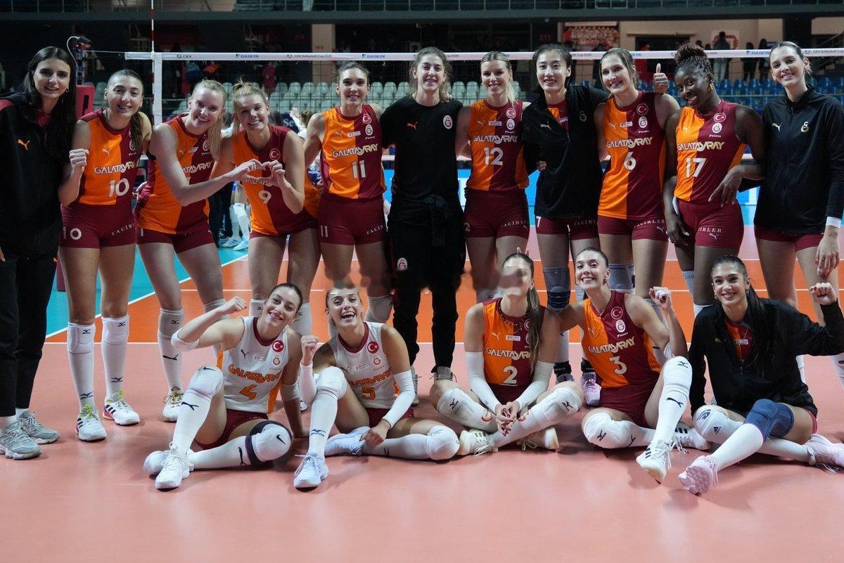 ✅加拉塔萨雷首发：🇳🇱邦加尔茨 - 卡鲁塔苏🇮🇹塞拉 - 伊尔金🇨🇳