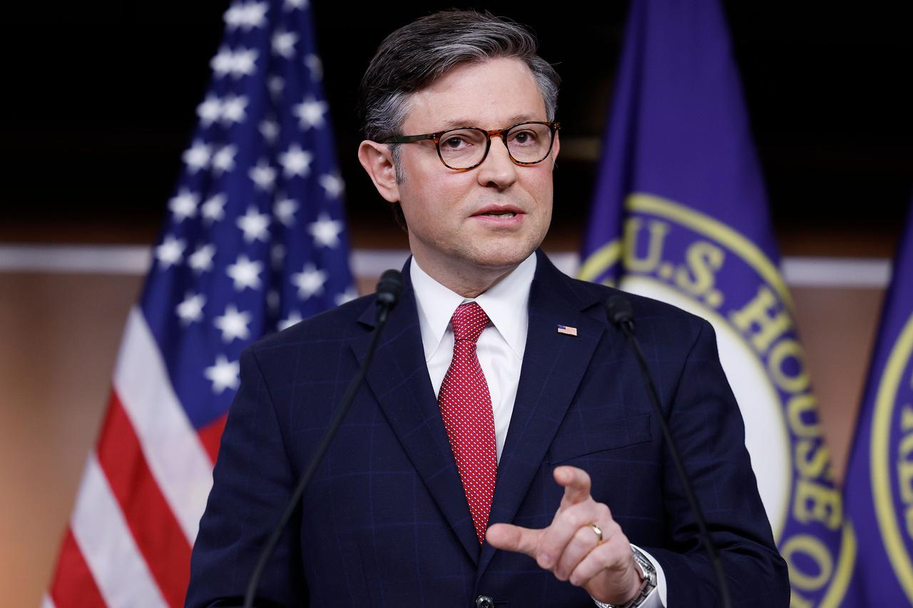 美国众议院议长约翰逊：伊朗已经袭击了三座美国大使馆，这是宣战行为！
人可以无耻到