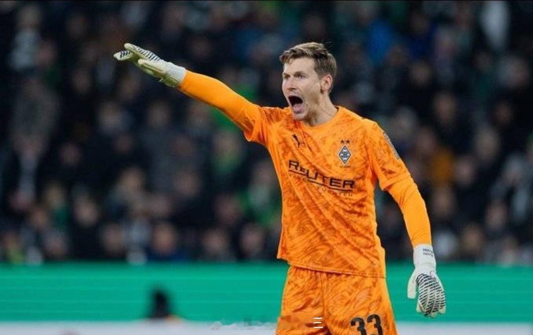 德天空：为应对大马丁离队，维拉希望引进门兴门将尼古拉斯据德国天空体育记者Patr