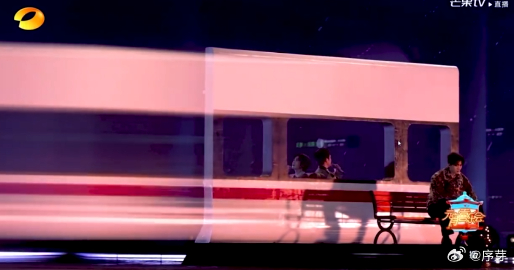 马韬有今天那英没看走眼 马韬一登场就吸引了所有人的目光！唱歌稳得让人惊叹，表现力