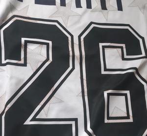 CBA常规赛奖项公布后，曾是MVP热门的徐杰意外落选，这位广东队后卫整个赛季的努