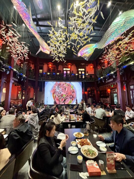 烟台！本地人会反复去吃的鲁菜馆子。。