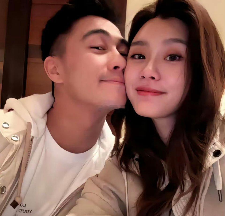 何猷君把奚梦瑶宠成了宝，宁愿自己穿增高鞋也不让她换平底鞋！