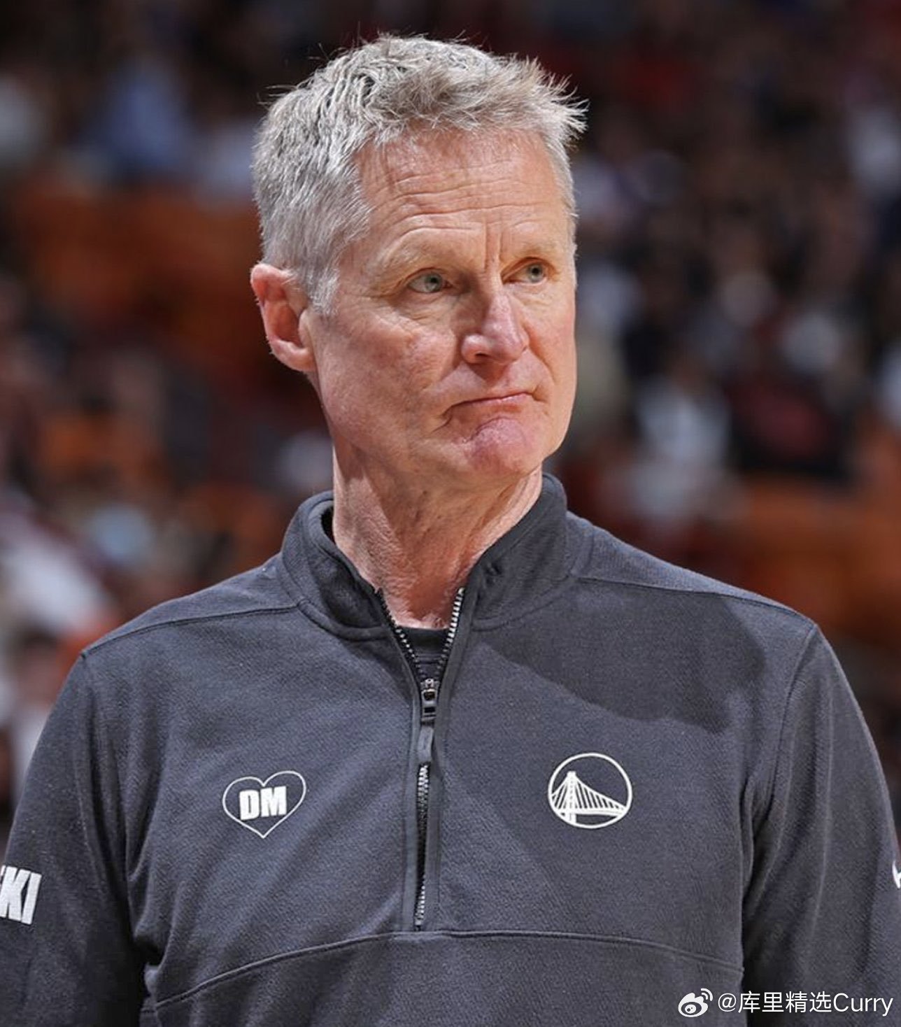 勇士媒体表示：“鉴于下赛季将要面对的种种困难，现在正是史蒂夫·科尔选择退居幕后的