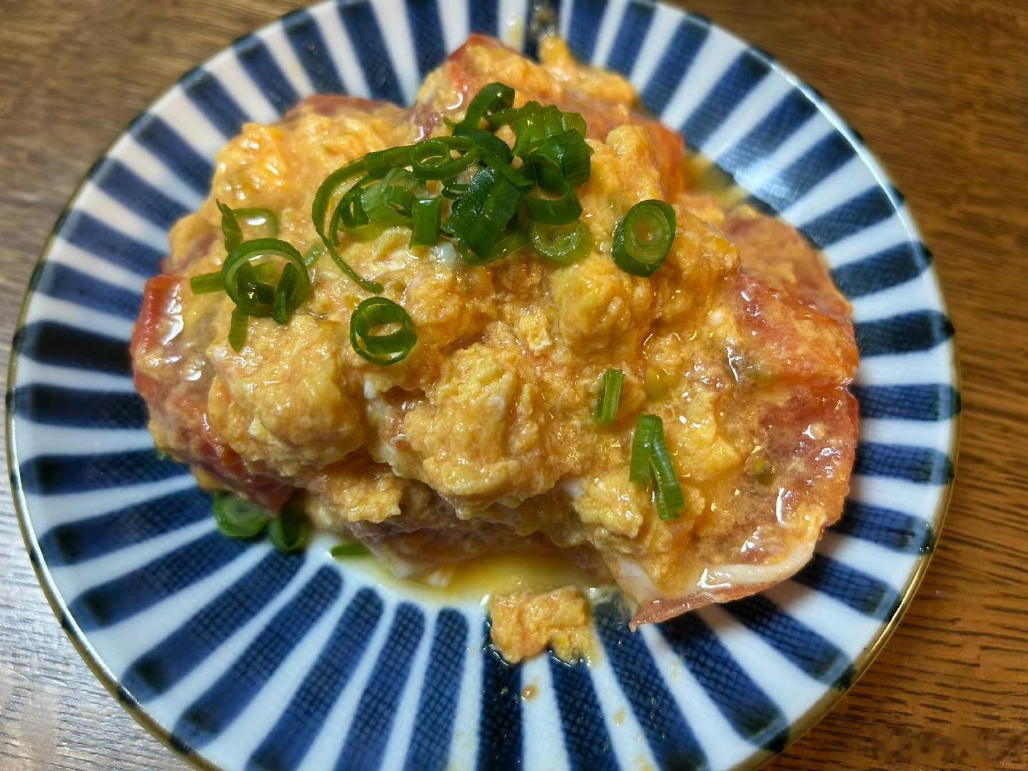 西红柿炒蛋在日本火了，合着现成的食材都不会搭配呀，这么多年他们都没有发现过这个搭