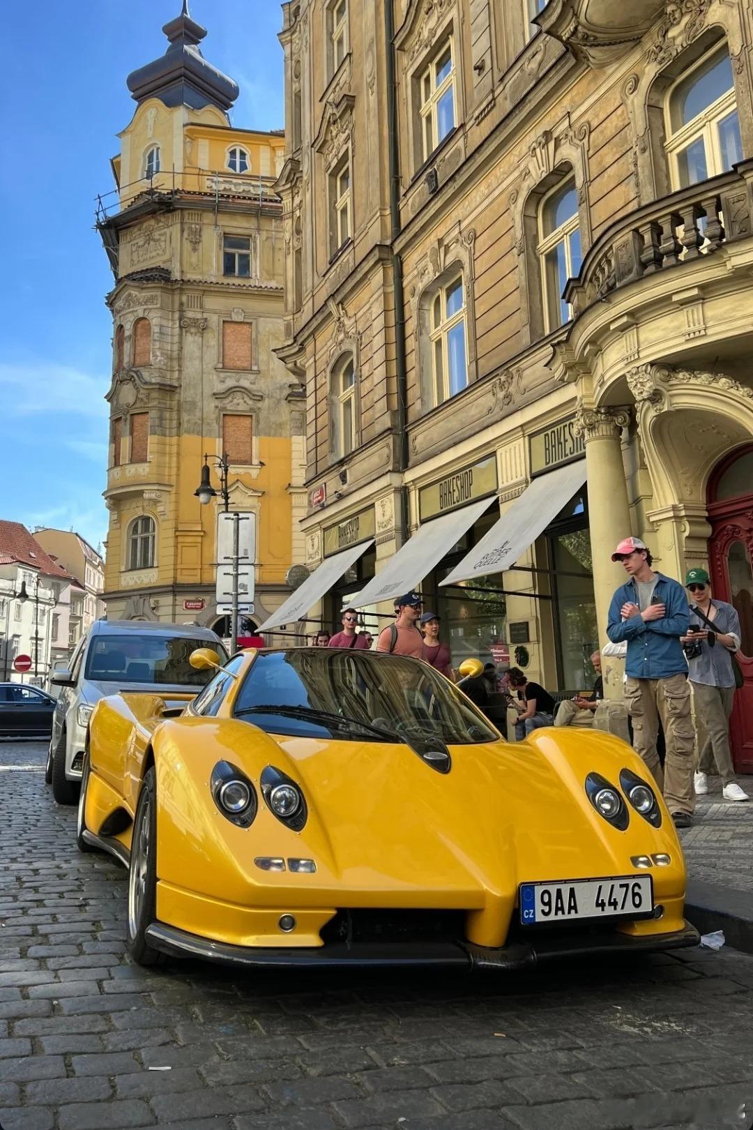 帕加尼Zonda S，城市靓丽风景线绝美车片 ​​​
