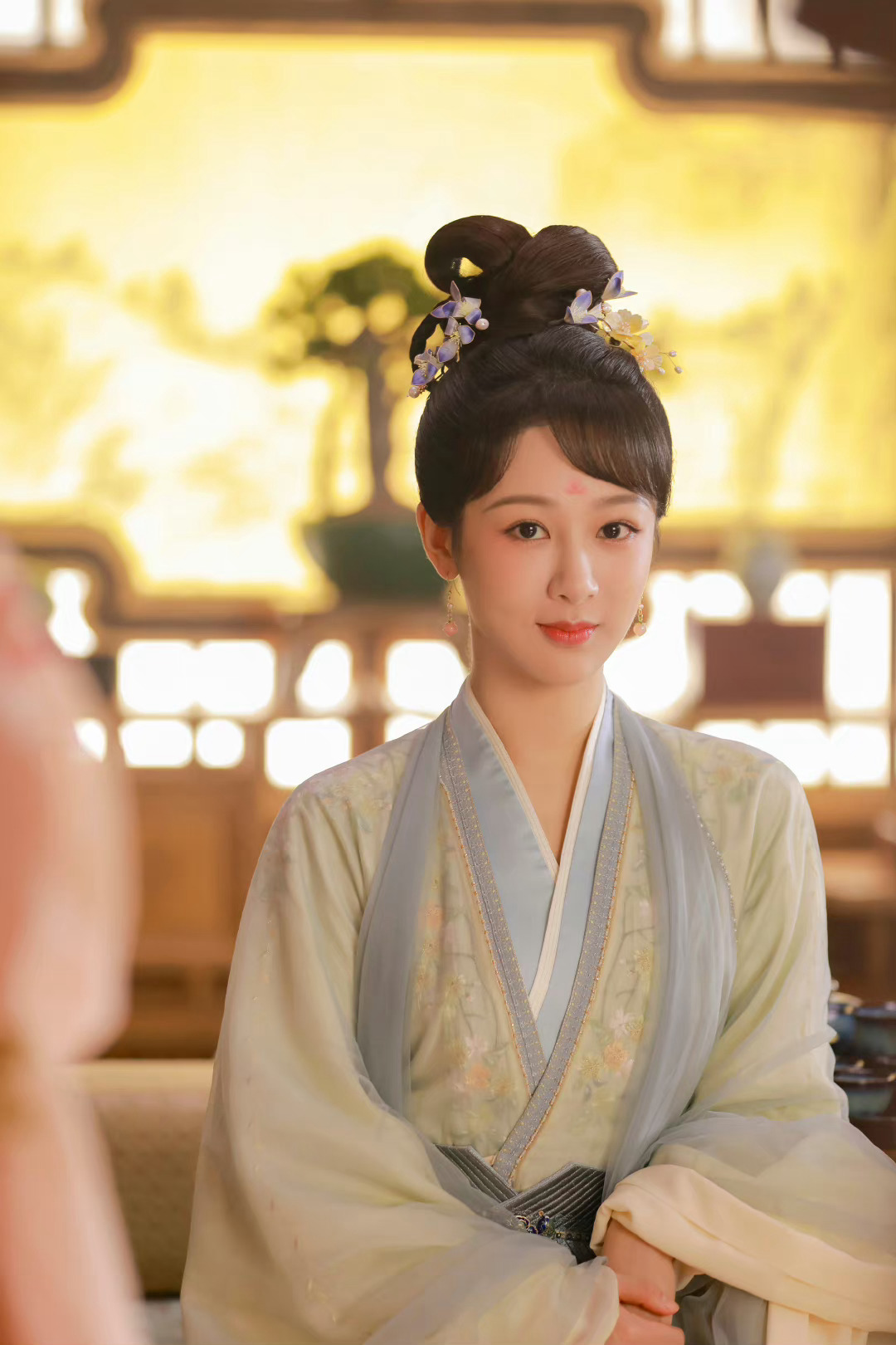 #杨紫[超话]##杨紫小夭# [心]#杨紫长相思# 一曲离殇黯，青丝转凌乱。千遍