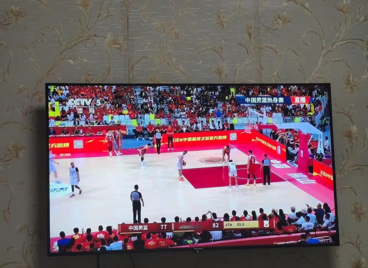 这场男篮热身赛让我们看到了中国男篮从头再来的坚强意志，热身赛本就是我们去找问题的