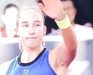 米拉·安德列娃2-0轻取鲁塞，晋级林茨站女单决赛！
        2026年4