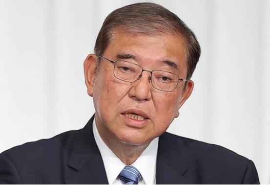 石破茂对着1.2亿日本人问出了一个扎心问题：和中国开打之前，先看看家里有多少“中