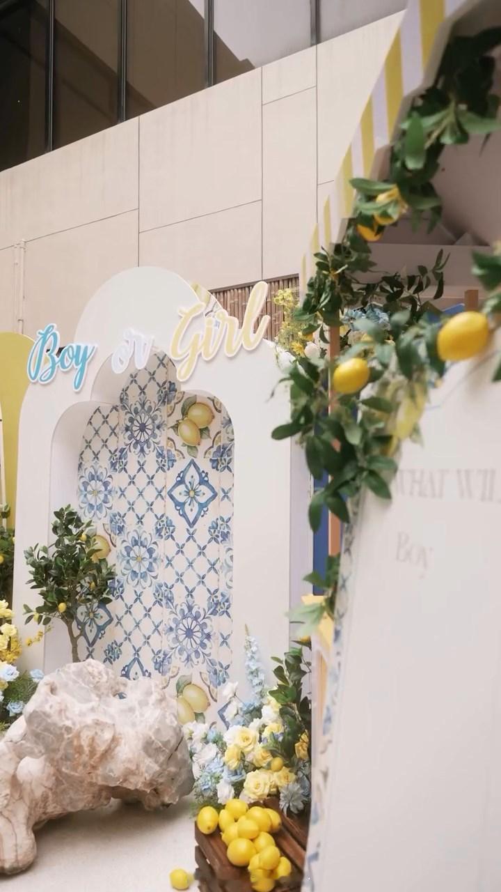 星岛：亿万驸马伍富桥豪华举办迎婴派对富家妻梁兆楹揭晓伍梁液性别 看到专属配色真实