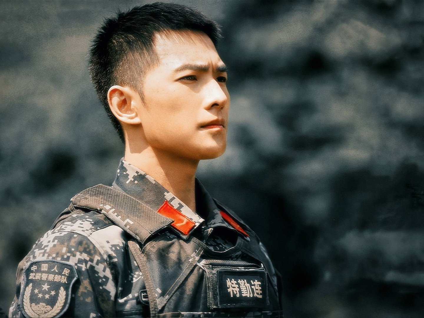 #杨洋特战荣耀开播两周年#杨洋主演的《特战荣耀》开播两周年了，是和燕破岳见面的第
