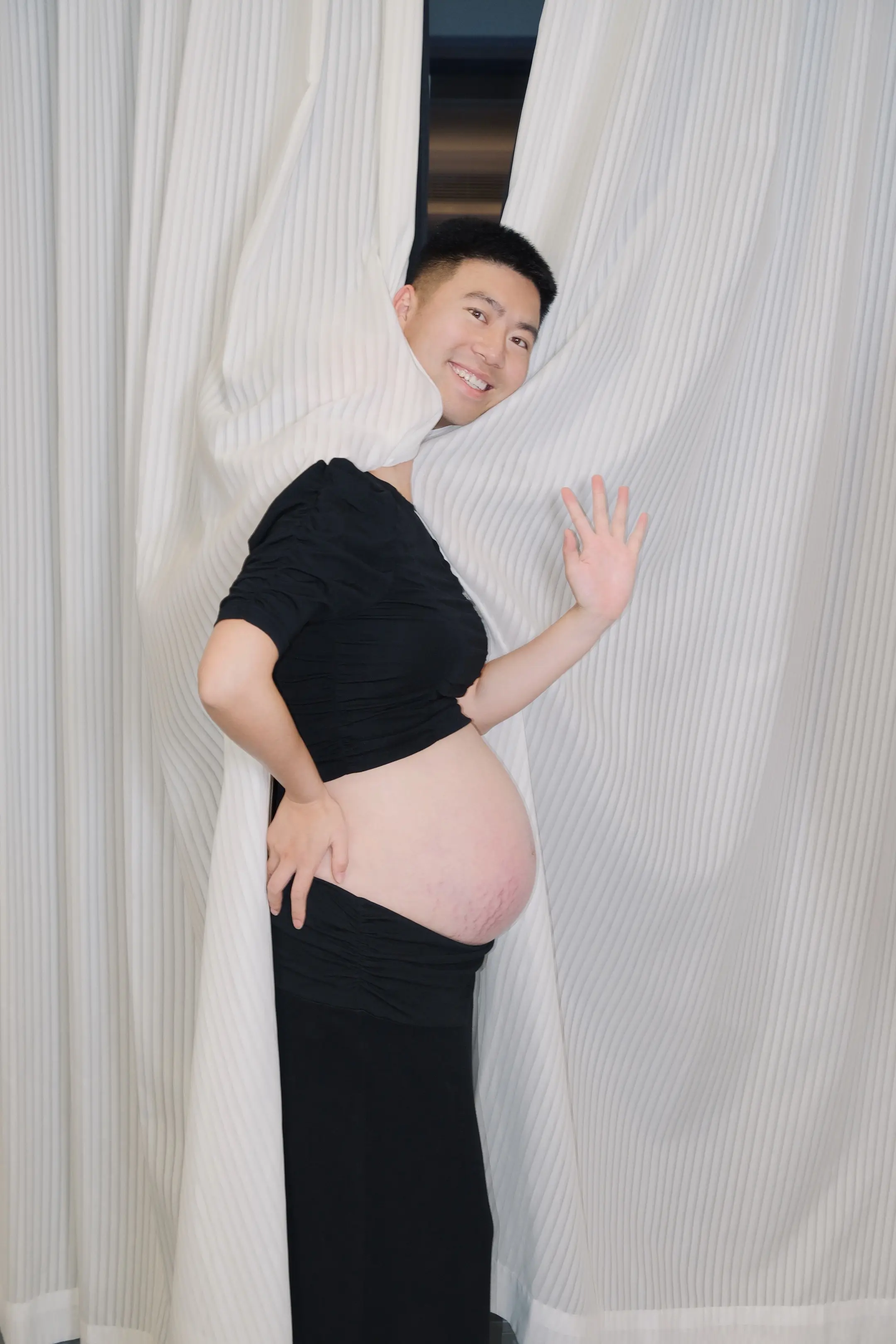 我是个爱美的姑娘，我也知道一个生命的到来，总要留下一些痕迹