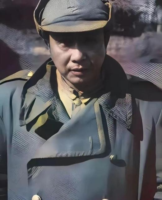平津战役大局已定！傅作义苦心规劝嫡系李文起义，他态度强硬拒不归顺，辗转赴台却遭蒋