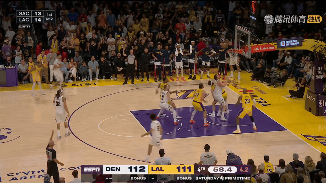 东契奇绝杀掘金詹姆斯鱼跃飞扑救球 世界名画 