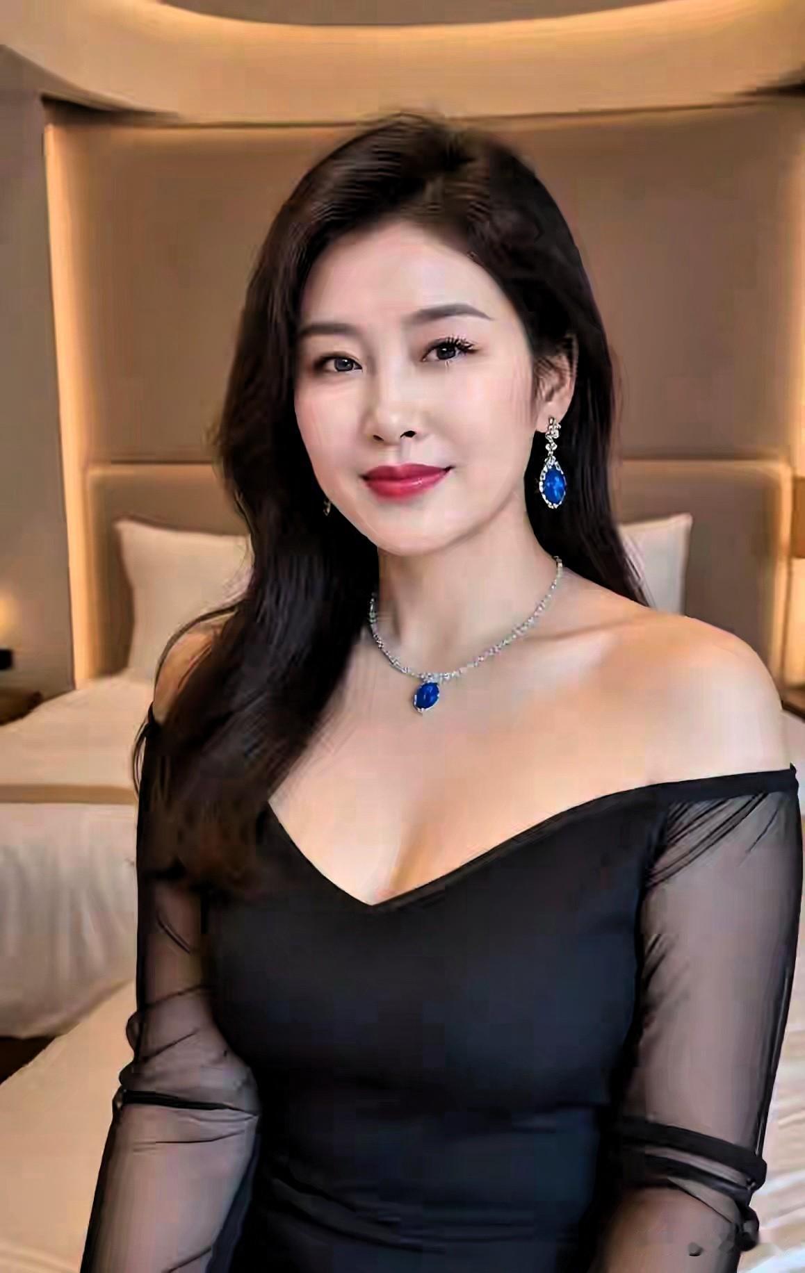 再婚最大的危机，不是钱和孩子，而是那个“幽灵成员”

很多人以为，再婚难的是磨合