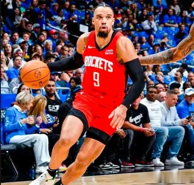 #NBA战报# 
北京时间11月3日NBA火箭队球员狄龙.布鲁克斯接受采访谈到了