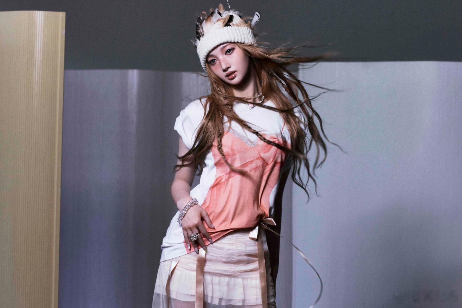李秀满女团回归A2OMAY回归 妹妹们气息把控超稳，全程演唱松弛自然，没有刻意炫