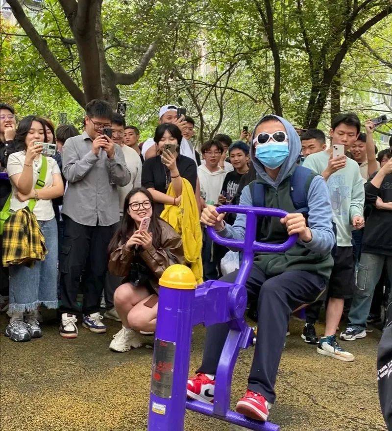 快来成都“迪士尼”打卡哦