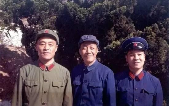 全球军衔最高的家庭，自己是女中校，父亲是开国元帅，丈夫是少将
世界上军衔最高的家