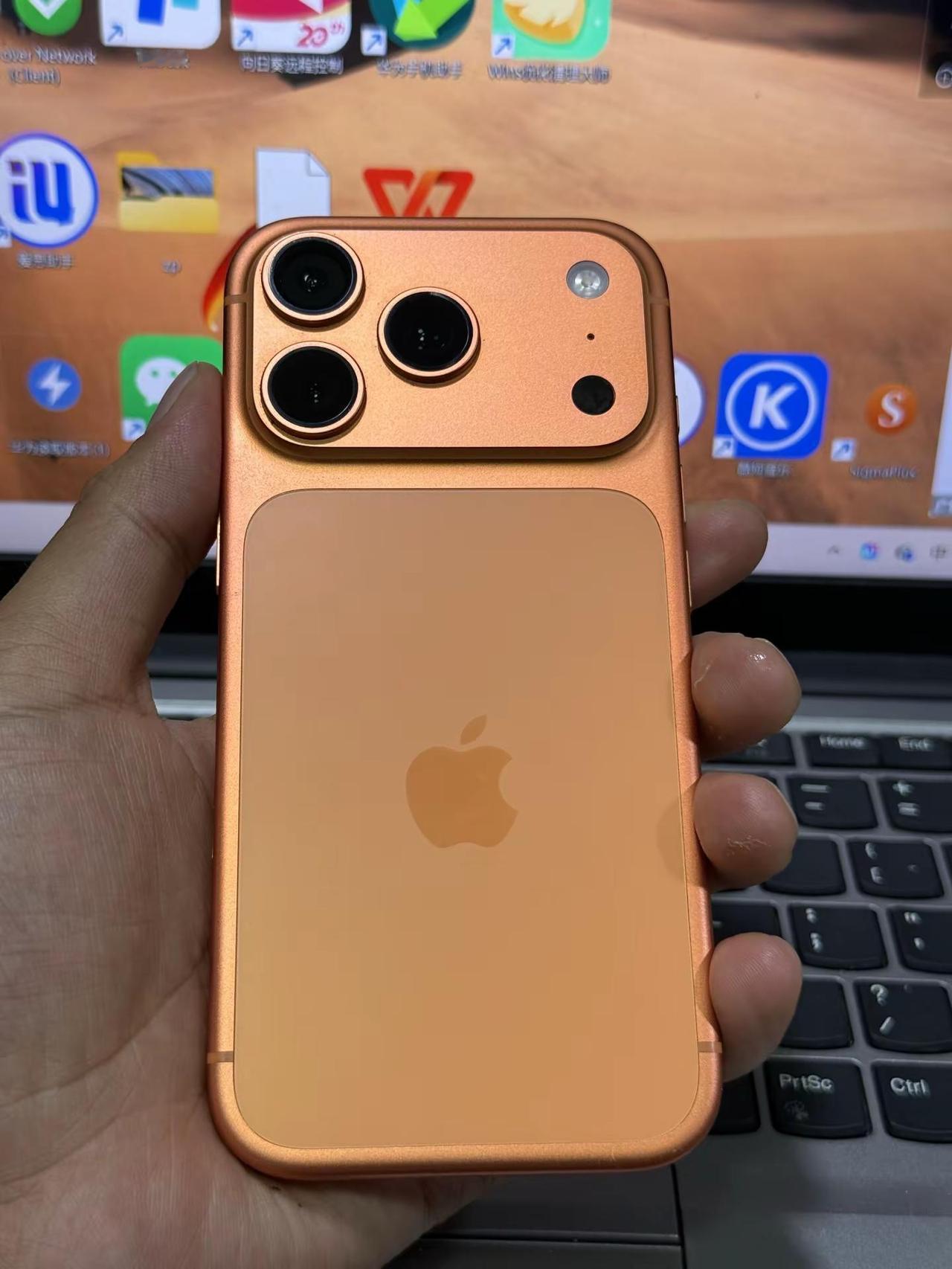 只做精品高品质 无暗病 17pro 256g 电池100%充电175次 一处磕碰