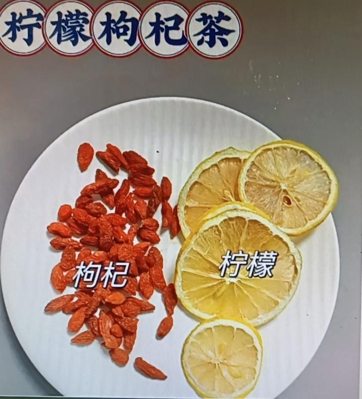 啥？一杯柠檬圣减肥药能瘦43斤，还去湿气减胸减轻掉秤？这一听就像智商税啊。
确实