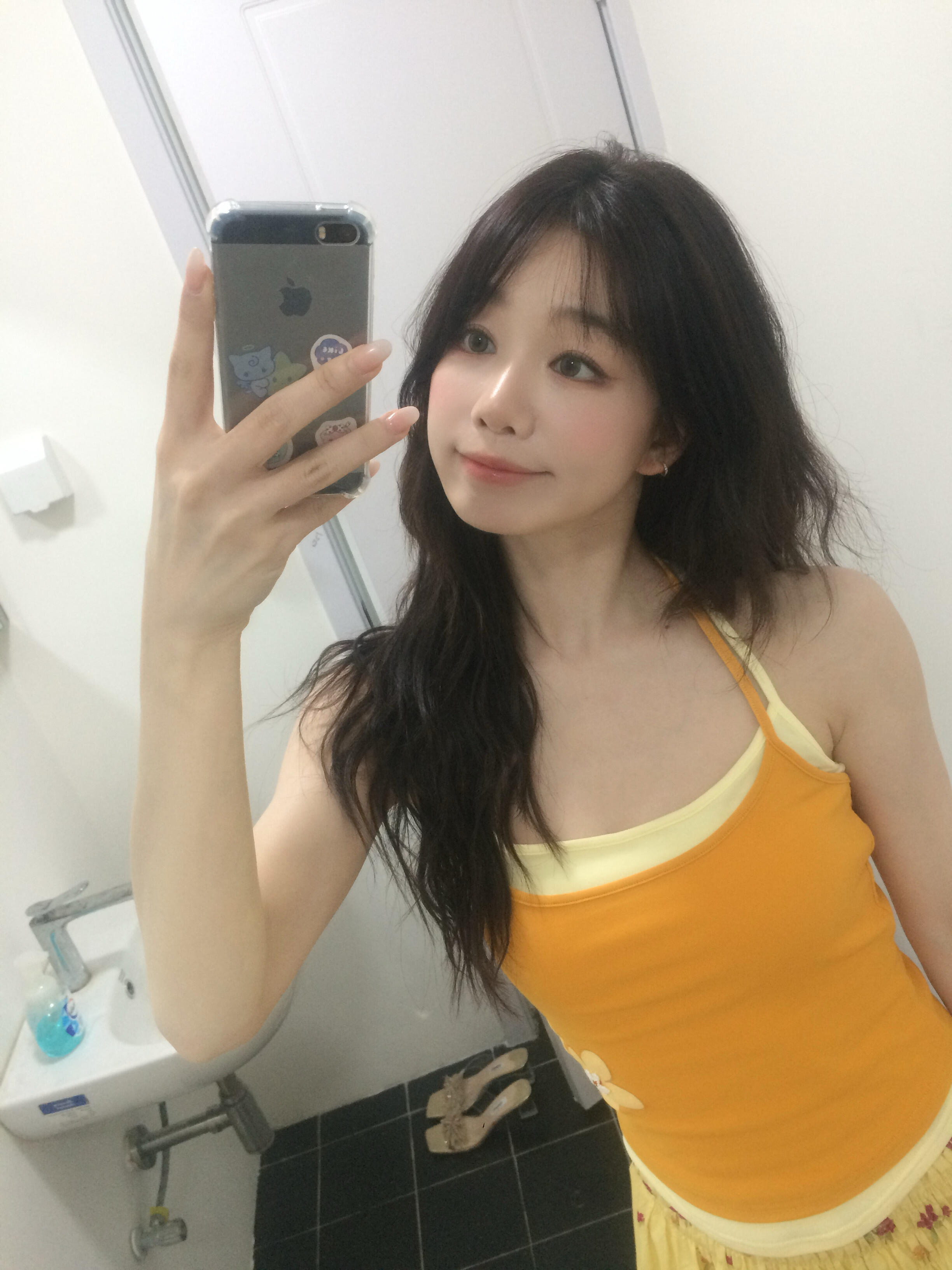 徐梦洁手搓应援物 “在洁楠陶”组合的团魂体现在哪？体现在徐梦洁给每个人做应援物上